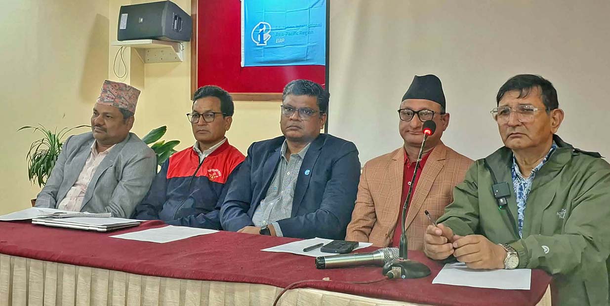 ट्रेड युनियन अधिकार खोस्न पाइन्न – शिक्षक ट्रेड युनियन