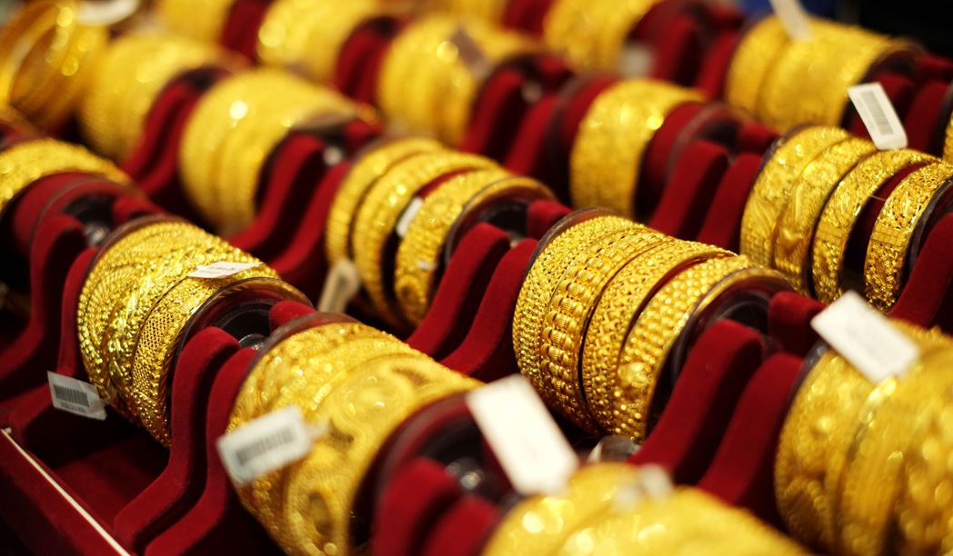 तीन लाख रूपैयाँमा झर्‍यो सुनको भाउ