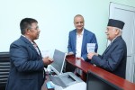 एमालेका अध्यक्ष ओलीले बुधबार तिरे आफ्नो पार्टीको सदस्यता शुल्क र लेबी