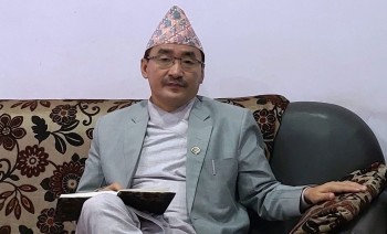 पूर्व मन्त्रीसहित ताप्लेजुङका दुई एमाले नेता निलम्बित