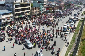 राजसंस्था पुनःस्थापनाको माग गर्दै राजधानीमा राजावादीहरूको मोटरसाइकल र्‍याली