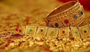 शुक्रबार एकैदिन तोलामा १४ सय रूपैयाँ घट्यो सुनको मूल्य, चाँदी कतिमा हुँदैछ कारोबार ?