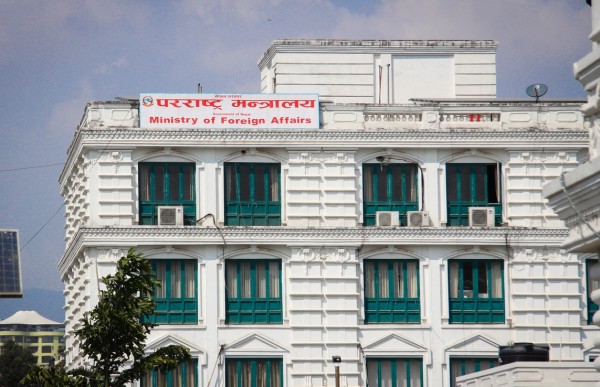 परराष्ट्रमा हाजिर गर्नेगरी बोलाइएका ११ राजदूतमध्ये चार जनाले दिए राजीनामा