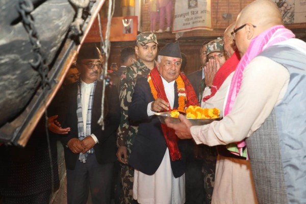 राष्ट्रपतिद्वारा मच्छिन्द्रनाथको दर्शन