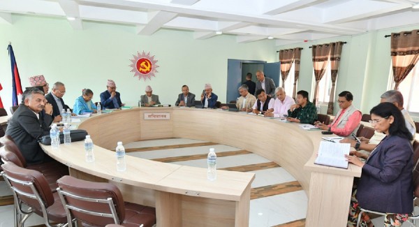 नेकपा एमालेको सचिवालयको बैठक बस्दै