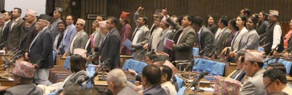 प्रतिनिधि सभा बैठक केही समयका लागि स्थगित