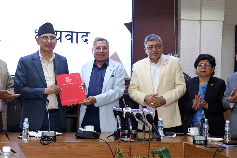 सरकार अर्थतन्त्र सुधार्नमै केन्द्रित छ : अर्थमन्त्री पौडेल