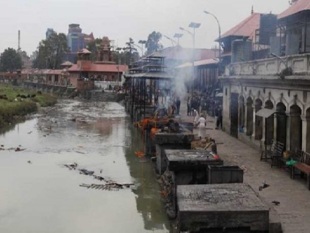 पशुपति जलिरहेको शवको हड्डी र मासु बेचेको आरोपमा दुई जना पक्राउ